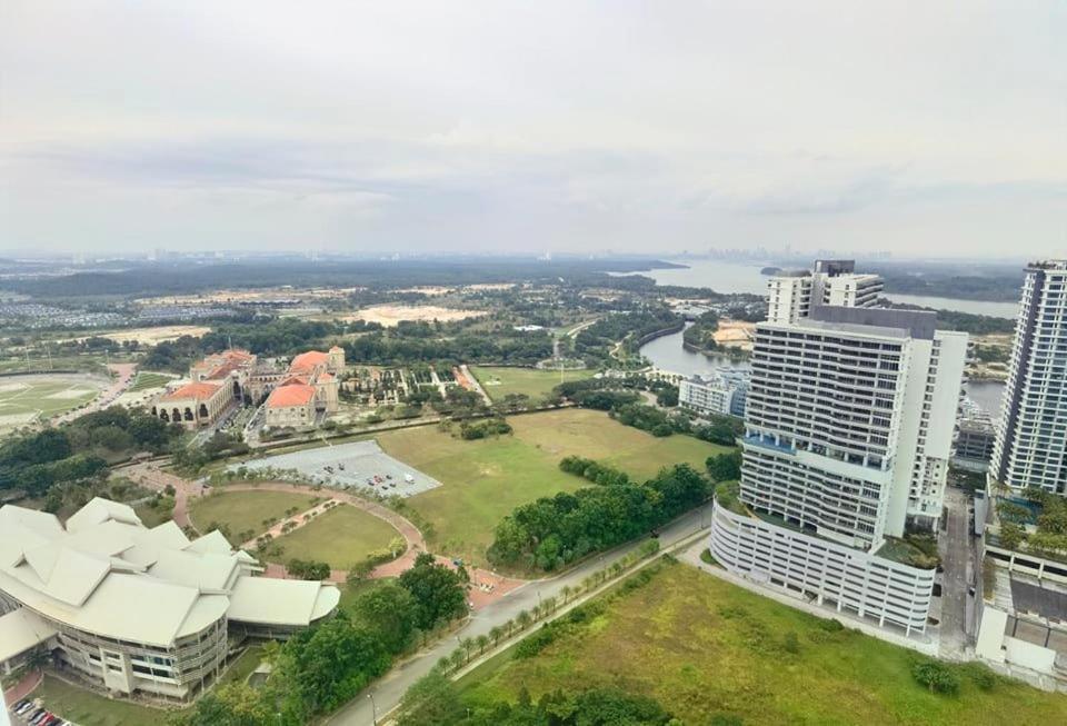1519 Almas Suites Seaview Sunrise Netflix By Stay 누사자야 외부 사진