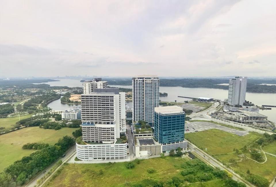 1519 Almas Suites Seaview Sunrise Netflix By Stay 누사자야 외부 사진