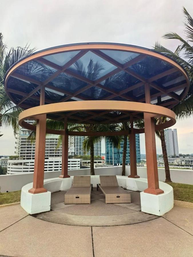 1519 Almas Suites Seaview Sunrise Netflix By Stay 누사자야 외부 사진